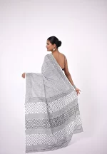 Rekha / A Mul Cotton Handblock Saree - Image 3